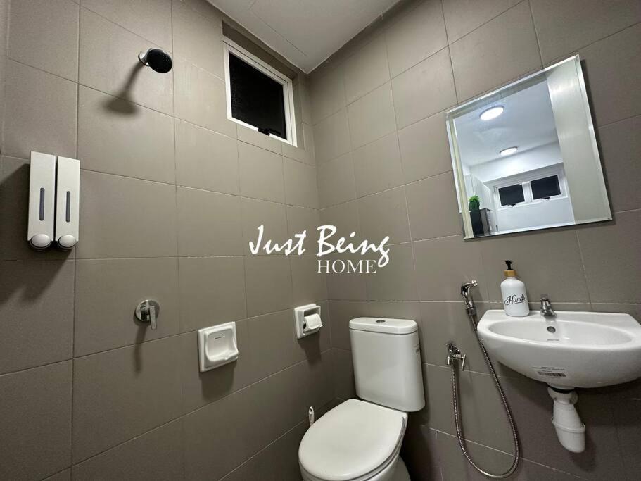 Pangsapuri Jbh Family For 6pax King/queen/single/sofa *