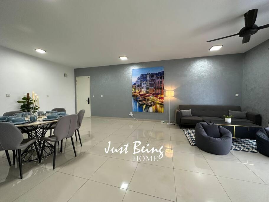 Jbh Family For 6pax King/queen/single/sofa Kuala Lumpur