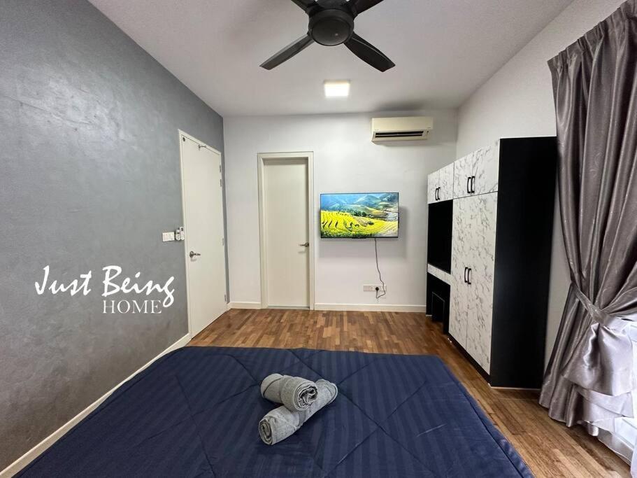 Jbh Family For 6pax King/queen/single/sofa Kuala Lumpur
