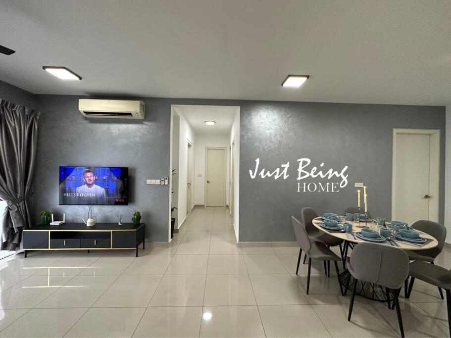 Jbh Family For 6pax King/queen/single/sofa Pangsapuri Kuala Lumpur